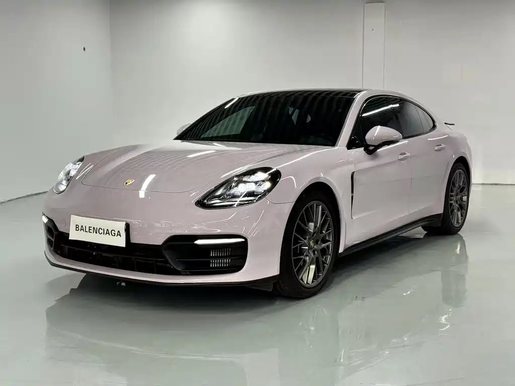 Porsche Panamera 2022 — фото 1 из 5