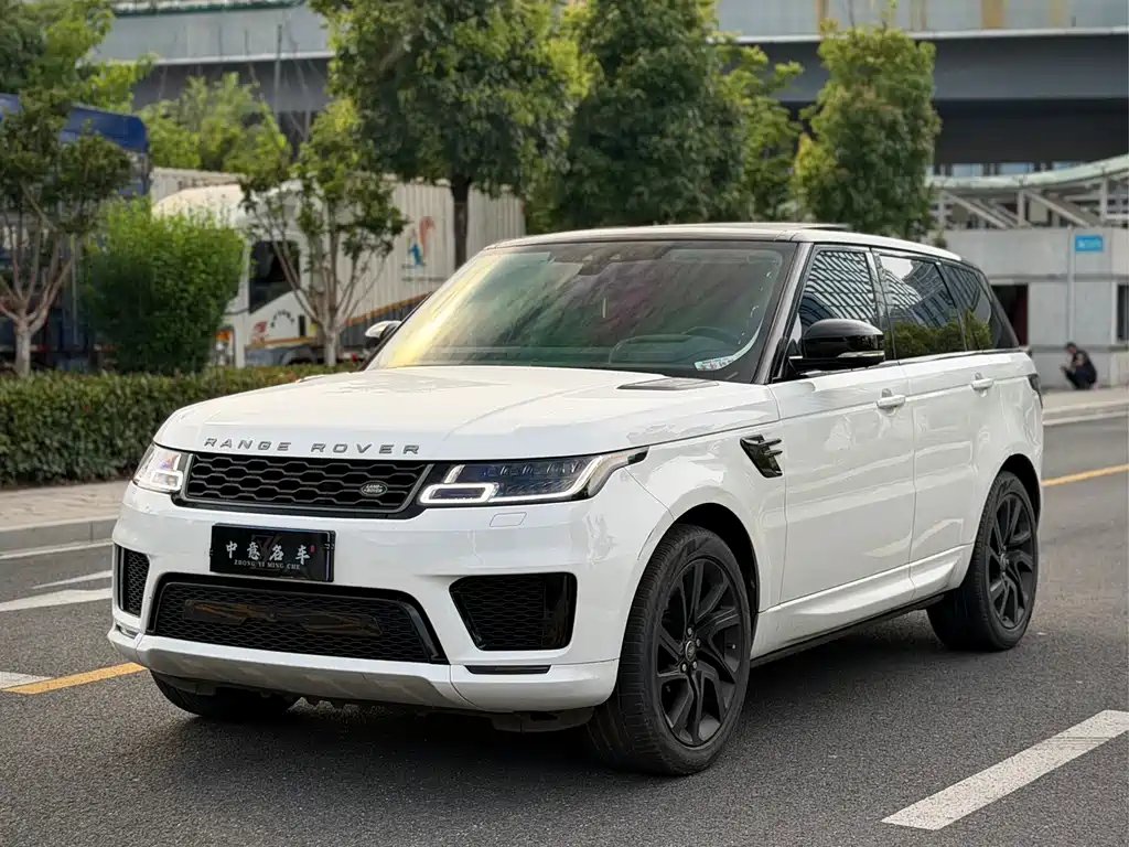 Land Rover Sport 2021 — фото 1 из 5
