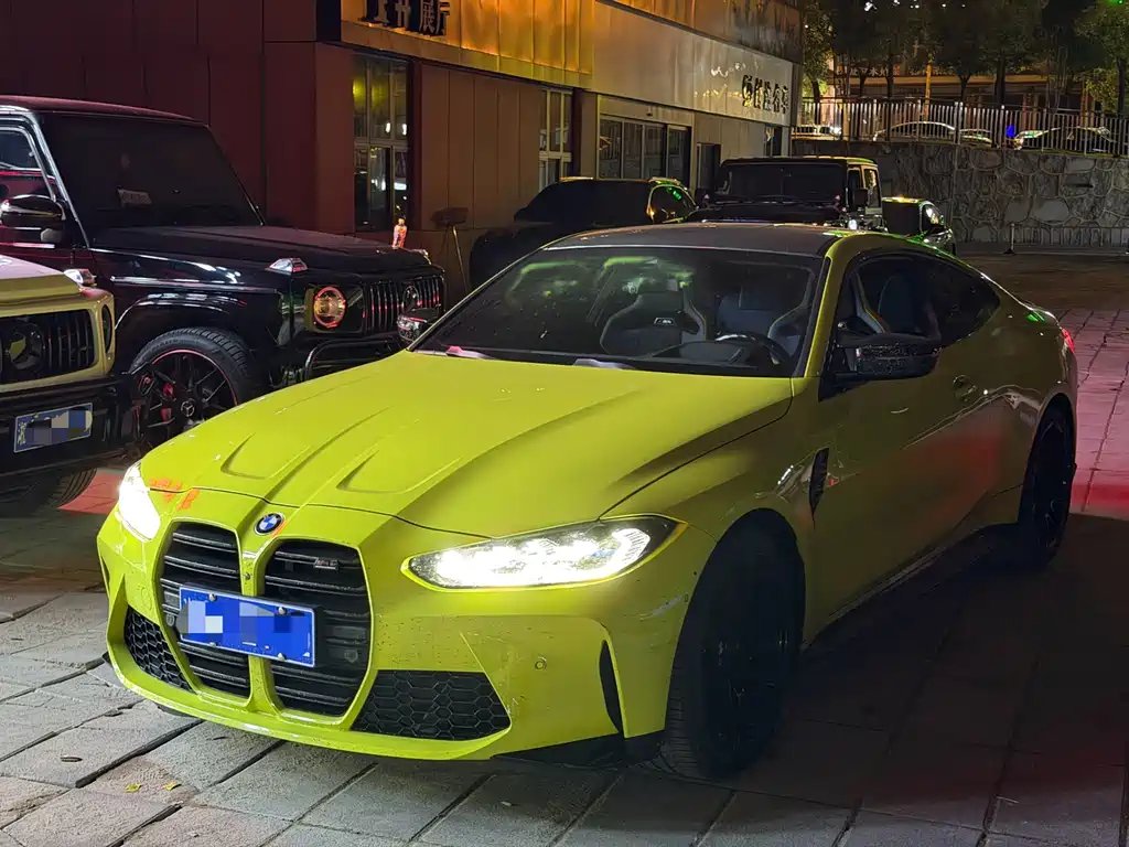 BMW M4 2021 — фото 1 из 5