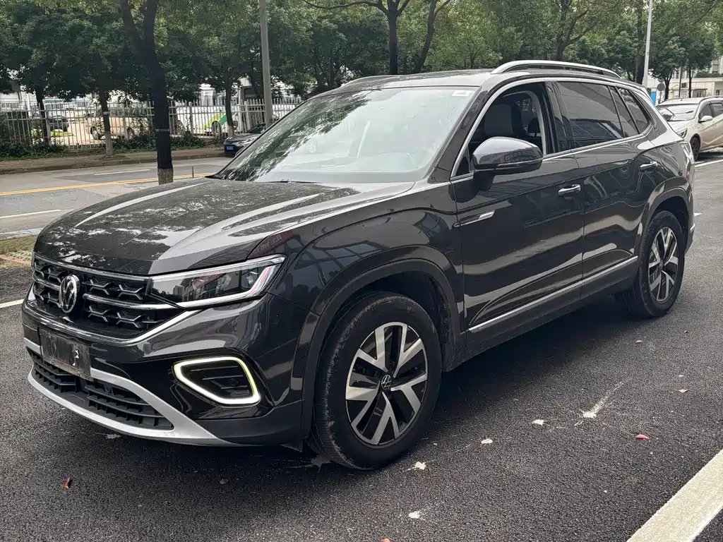 Volkswagen Tayron 2023 — фото 1 из 5