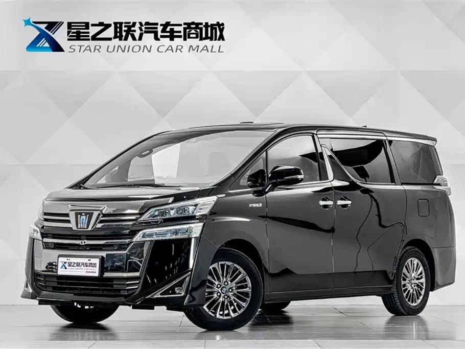 Toyota Vellfire 2022 — фото 1 из 5