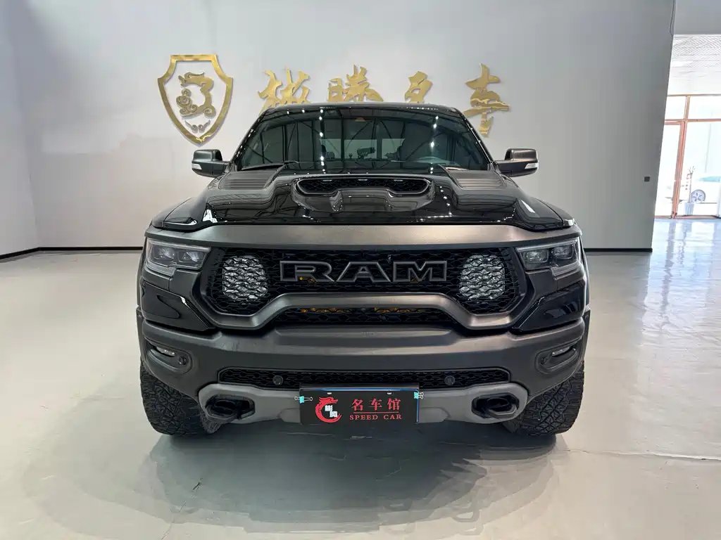 Ram Ram Trucks 2023 — фото 1 из 5