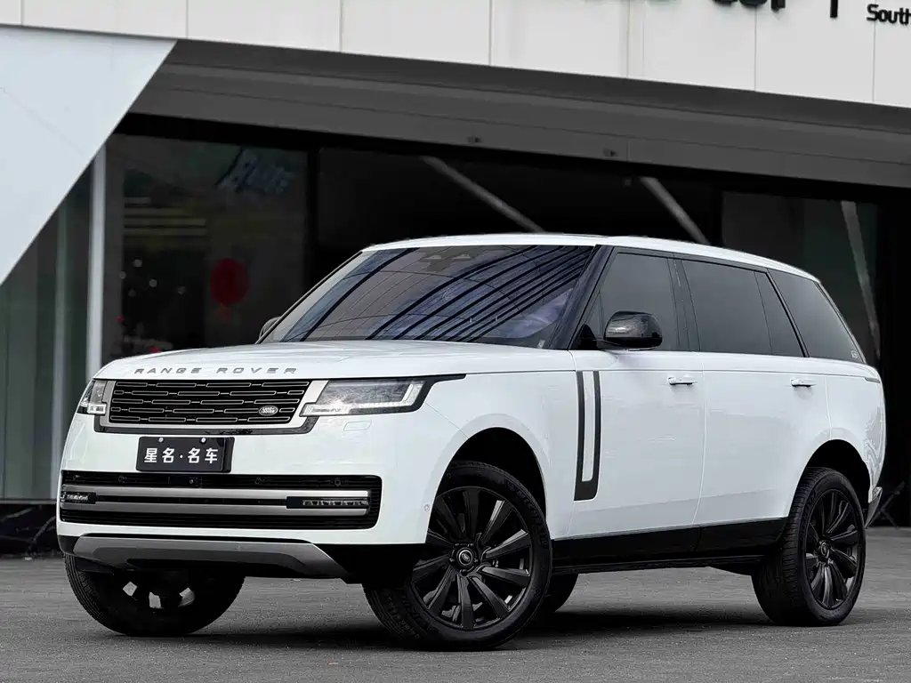 Land Rover Range Rover 2024 — фото 1 из 5