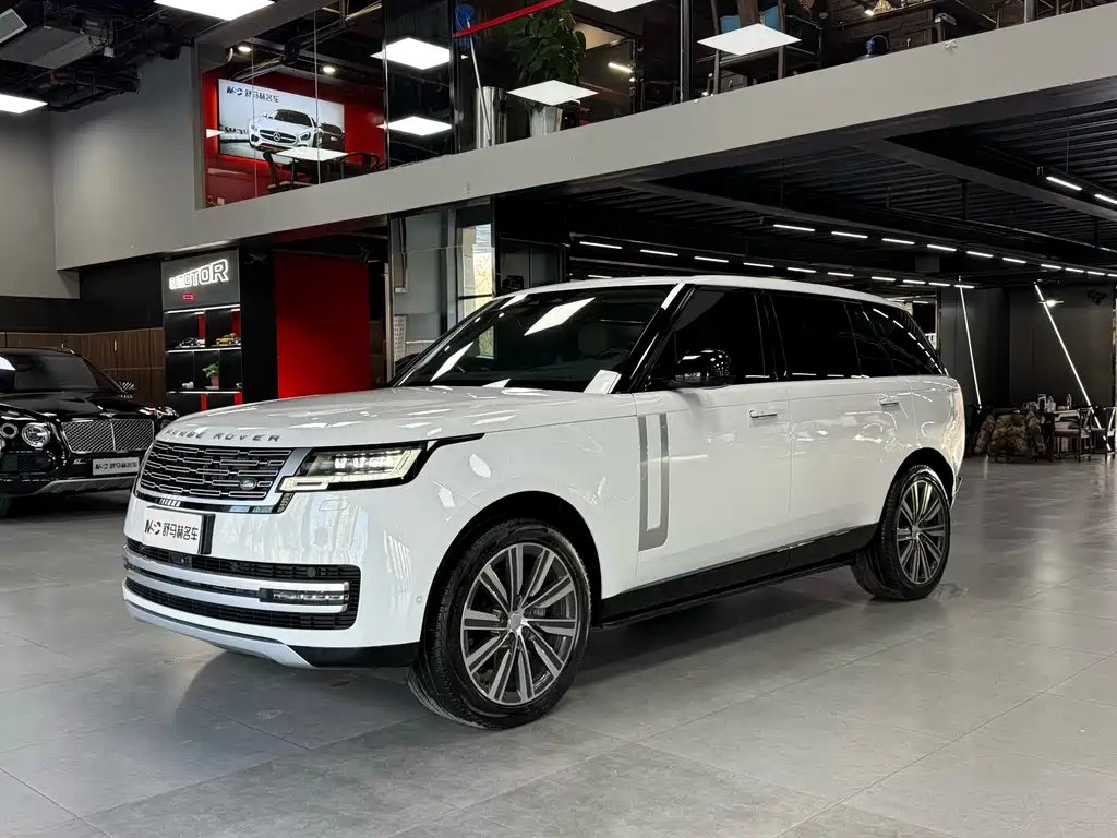 Land Rover Range Rover 2022 — фото 1 из 5