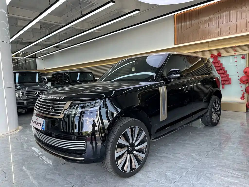 Land Rover Range Rover 2025 — фото 1 из 5