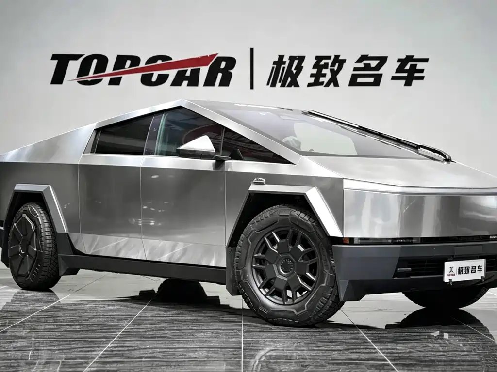 Tesla  2025 — фото 1 из 5