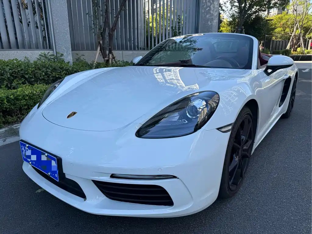 Porsche 718 2018 — фото 1 из 5