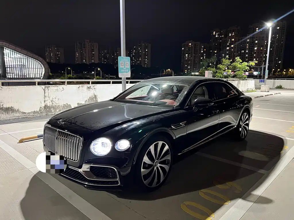 Bentley Flying Spur 2025