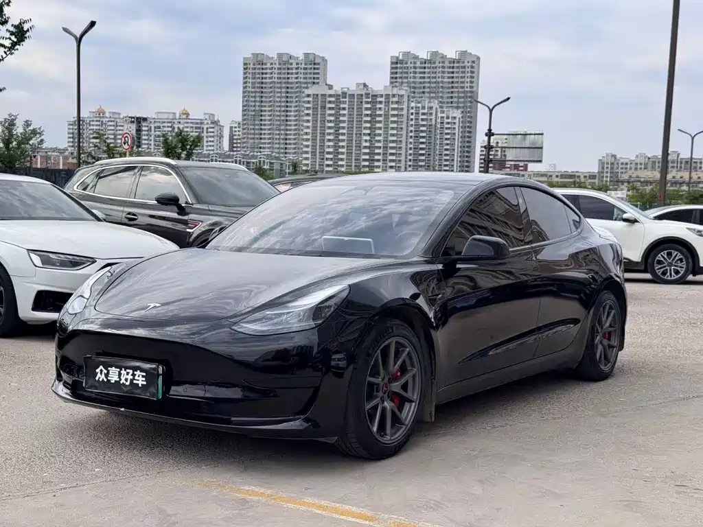 Tesla Model 3 2023