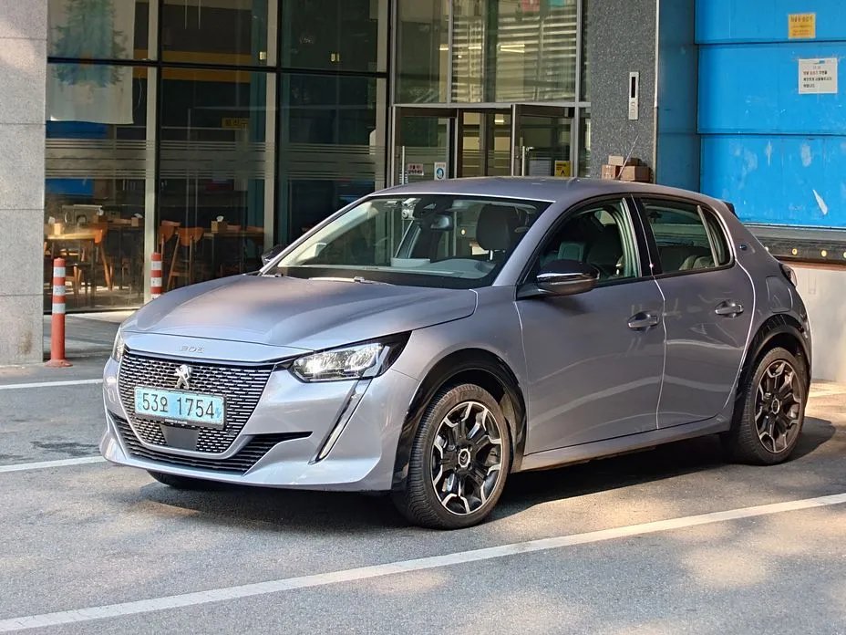 Peugeot 208 2022