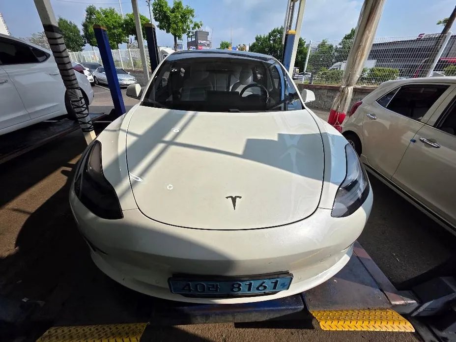 Tesla Model 3 2020