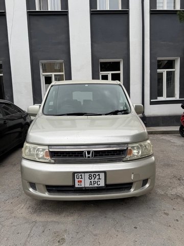 Honda Stepwgn II Рестайлинг 2005