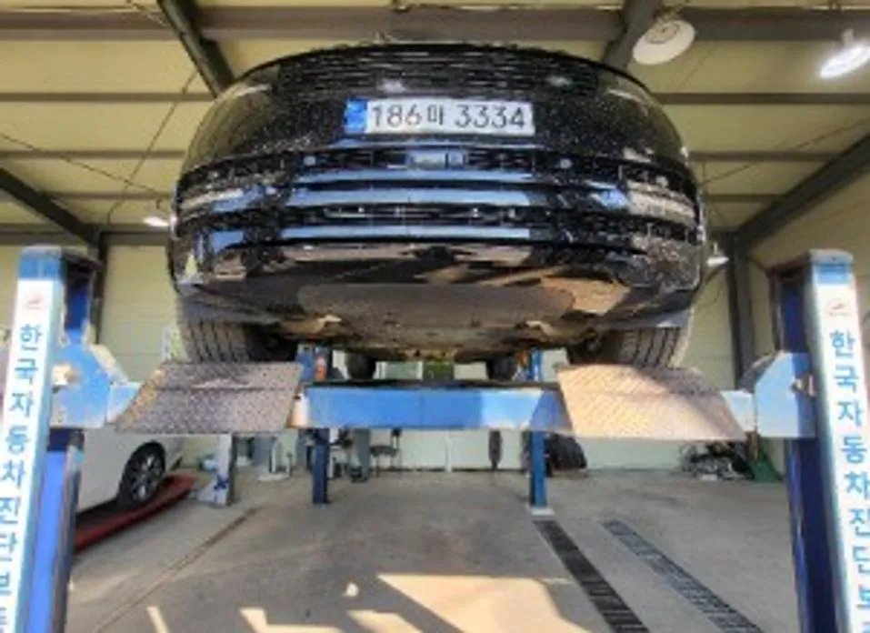 Land Rover Range Rover 2023