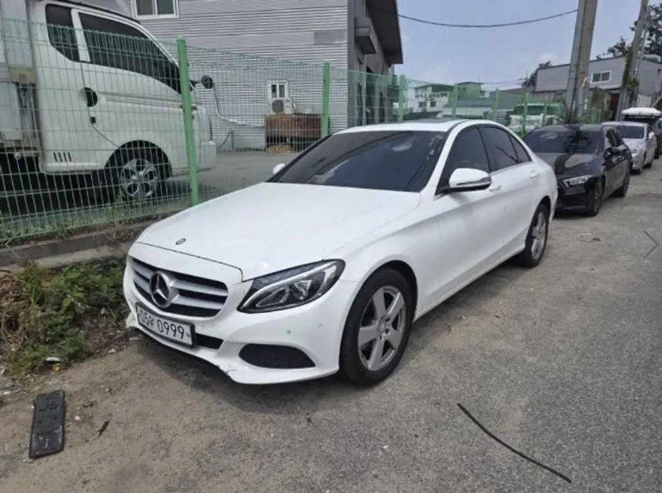 Mercedes-Benz C-Class 2016