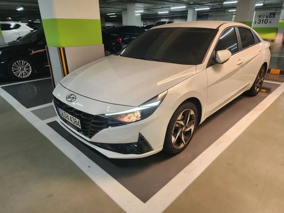Hyundai AVANTE 2023