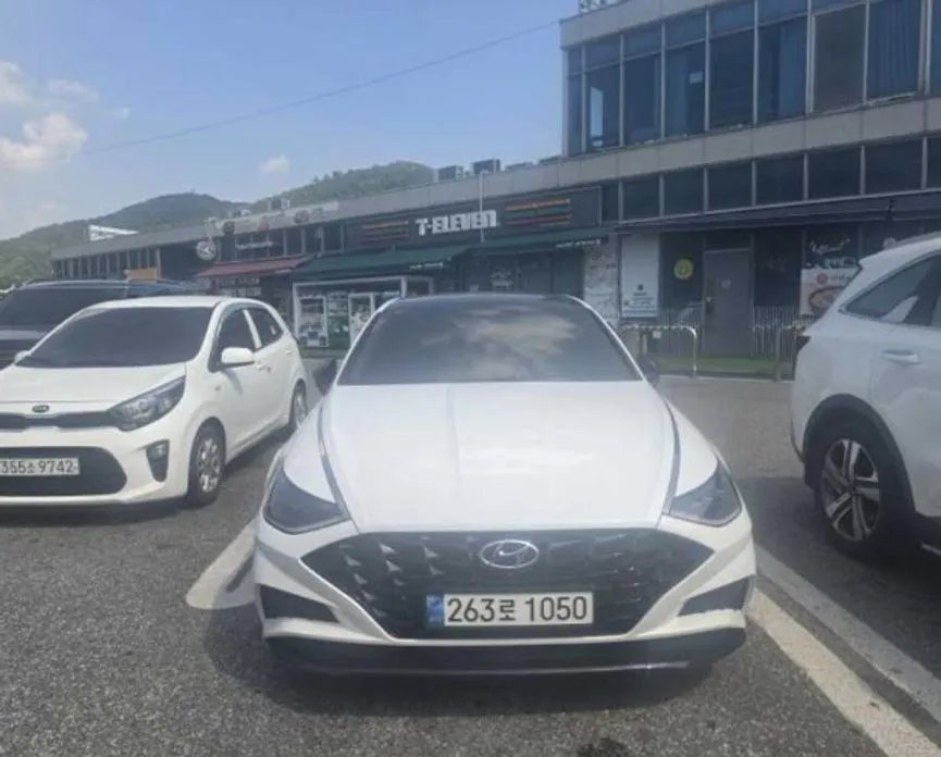 Hyundai Sonata 2022 — фото 1 из 5