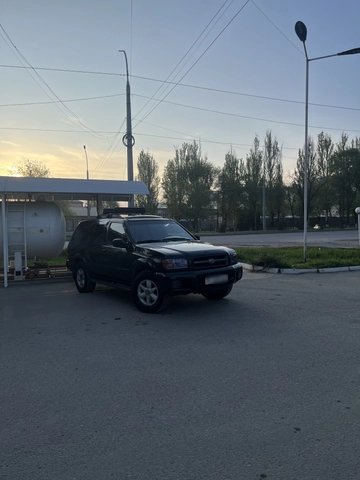 Nissan Pathfinder II 2001