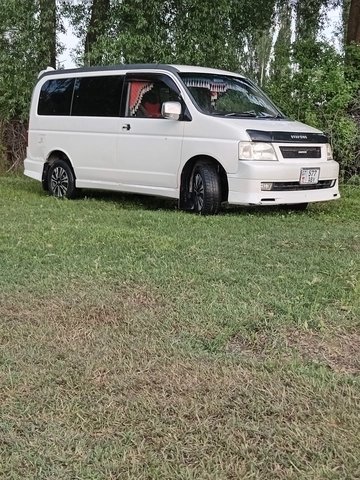 Honda Stepwgn II 2002