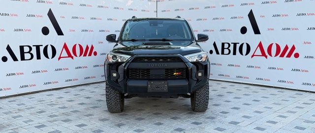 Toyota 4Runner V Рестайлинг 2021 — фото 1 из 5