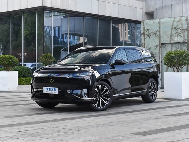 Dongfeng eπ 008 2026