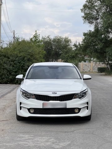 Kia K5 II 2018 — фото 1 из 5