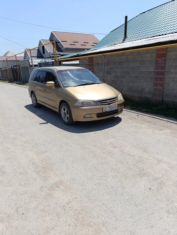 Honda Odyssey II 2000 — фото 1 из 5