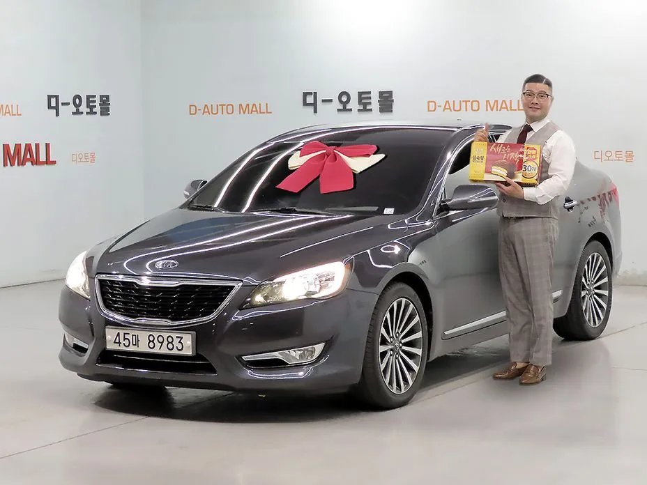 Kia K7 2012 — фото 1 из 5