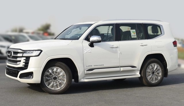 Toyota Land Cruiser 300 Series 2025 — фото 1 из 5