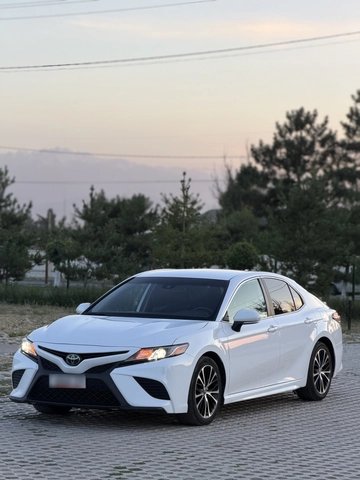 Toyota Camry VIII (XV70) 2020 — фото 1 из 5