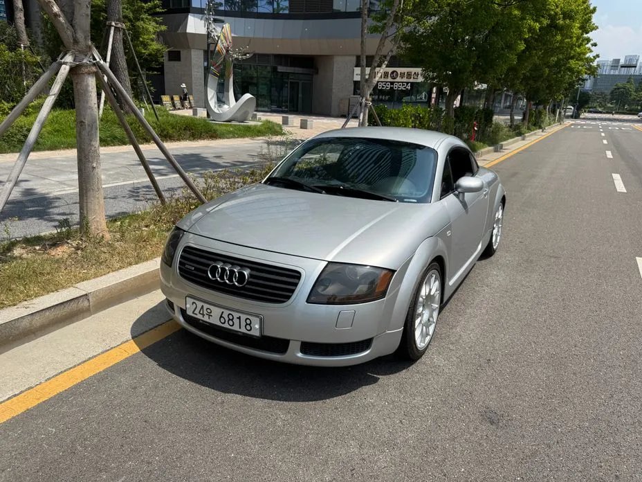 Audi TT 2001 — фото 1 из 5