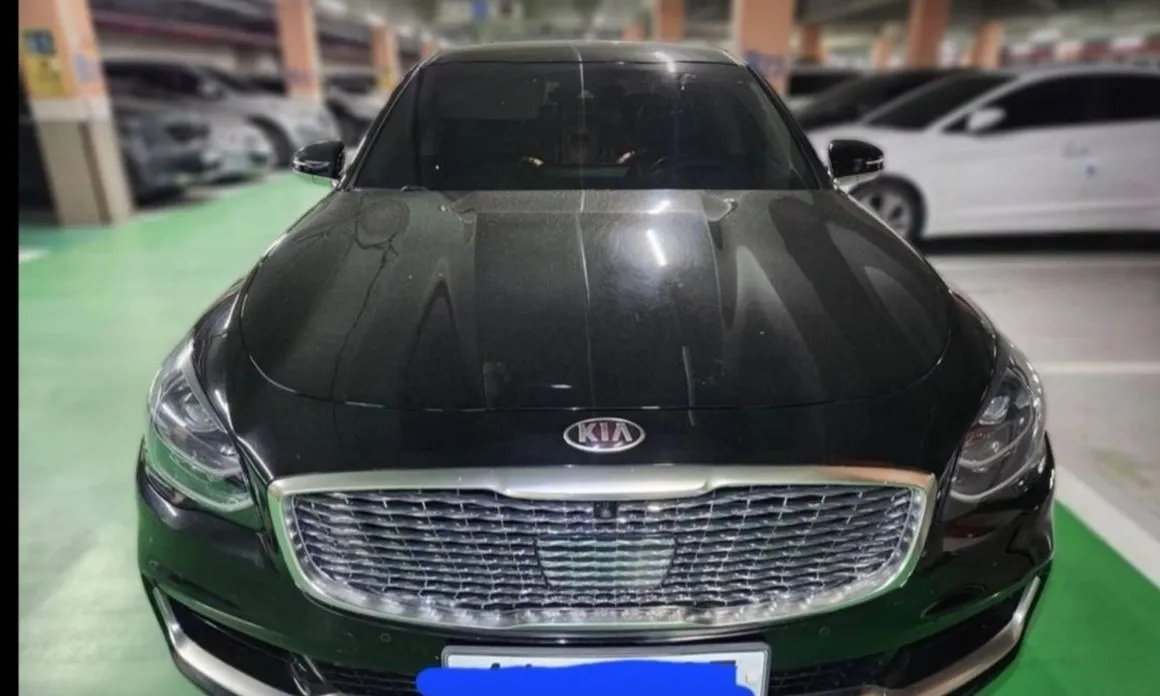 Kia K9 2019 — фото 1 из 5