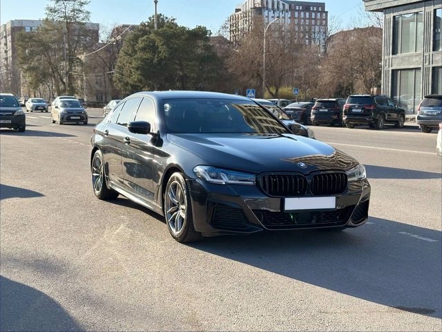 BMW 5 серии VII (G30/G31) Рестайлинг 2020 — фото 1 из 5