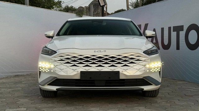 Kia K8 2021 — фото 1 из 5