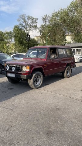 Mitsubishi Pajero I 1989 — фото 1 из 5