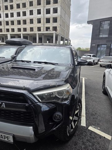 Toyota 4Runner V Рестайлинг 2019 — фото 1 из 5