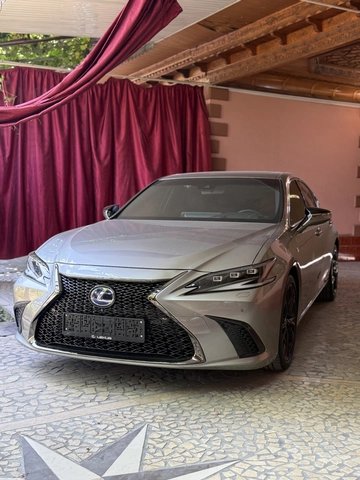 Lexus ES VII Рестайлинг 2022 — фото 1 из 5