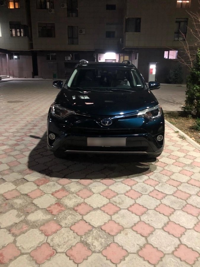 Toyota RAV4 IV (XA40) Рестайлинг 2018 — фото 1 из 3