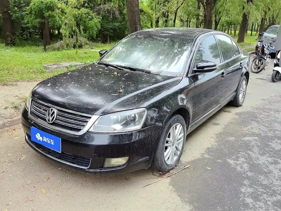 Volkswagen Passat Lingyu 2011 — фото 1 из 5