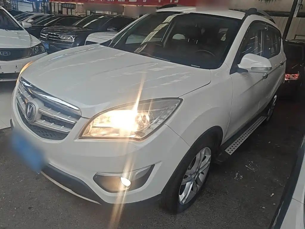 Changan CS35 2015 — фото 1 из 5