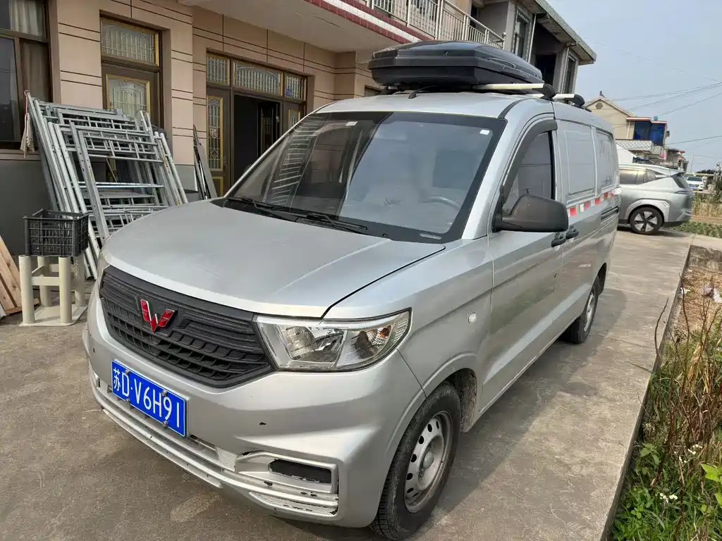 Wuling Hongguang V 2019 — фото 1 из 5