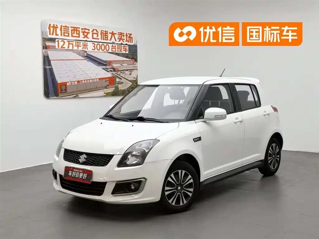 Suzuki Swift 2015 — фото 1 из 5