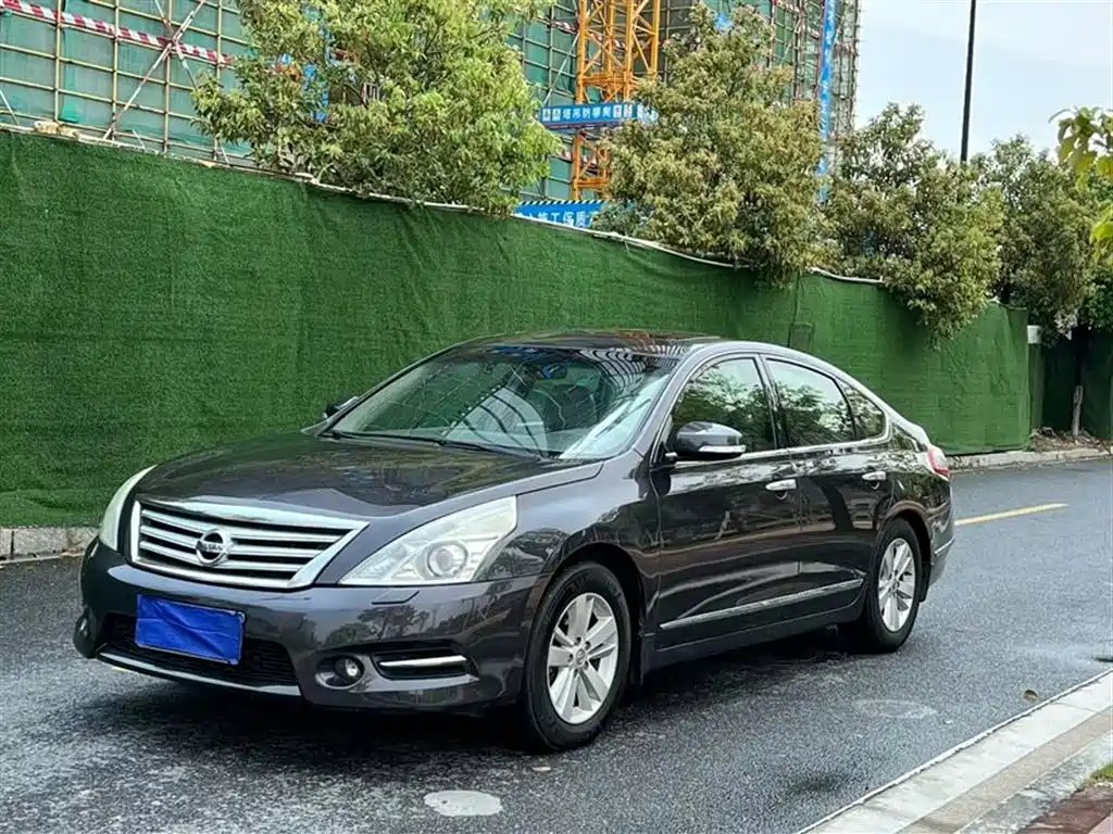Nissan Teana 2011 — фото 1 из 5