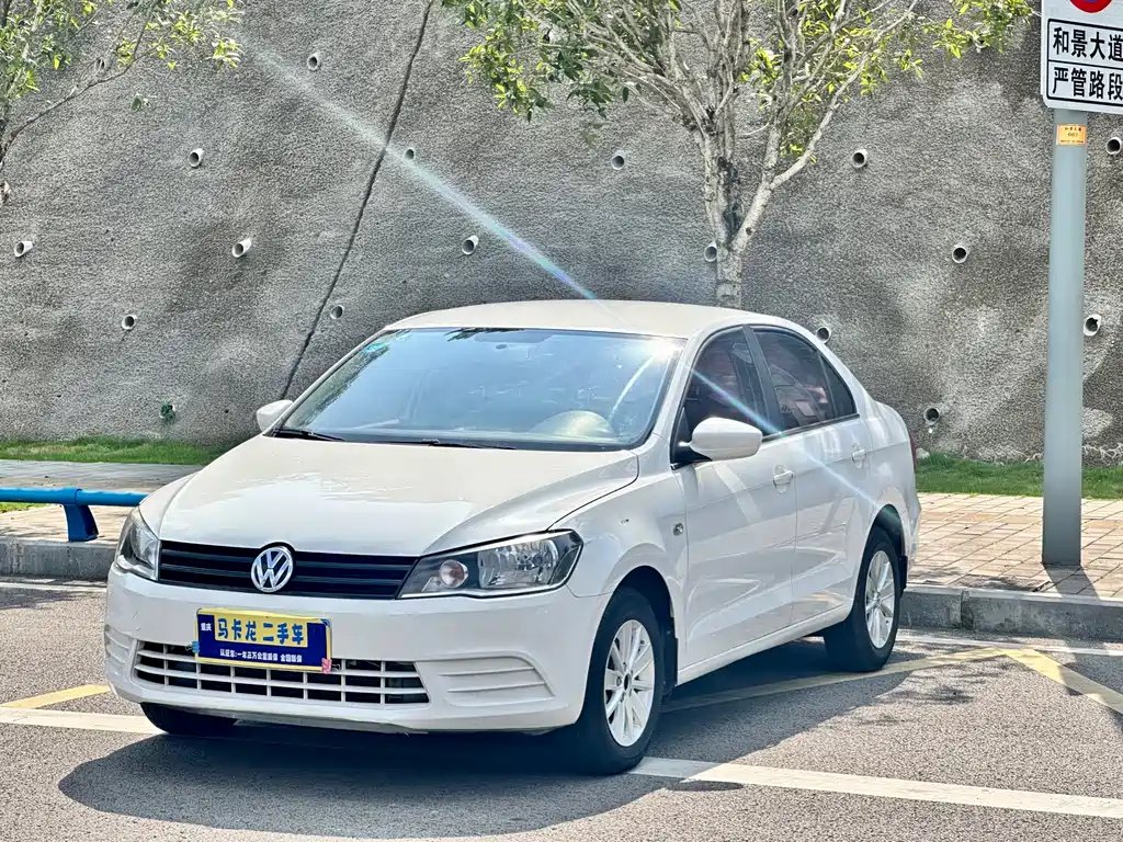 Volkswagen Jetta 2016 — фото 1 из 5