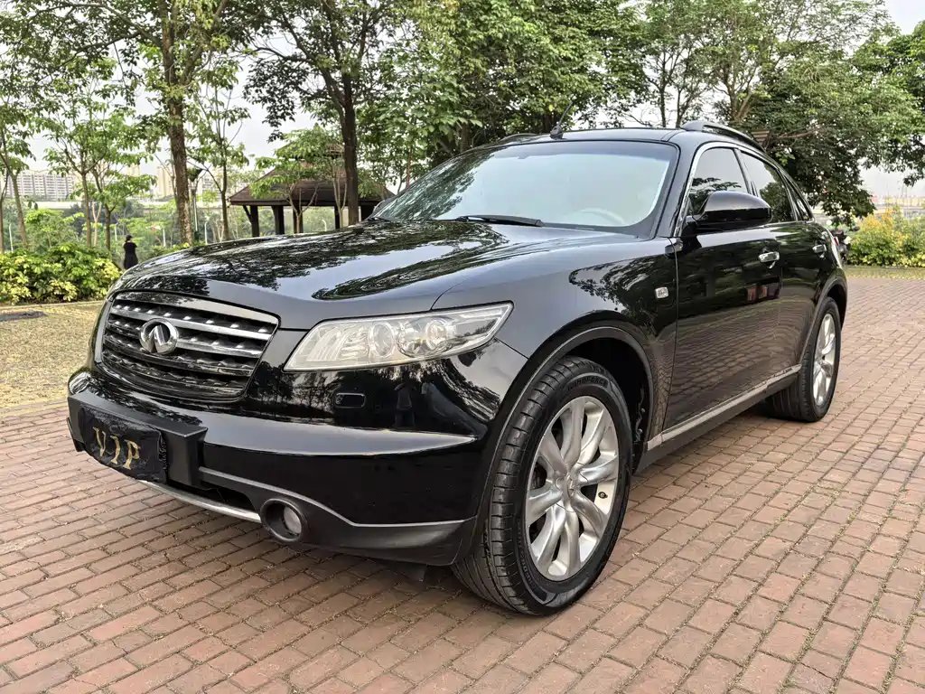 Infiniti FX 2008 — фото 1 из 5