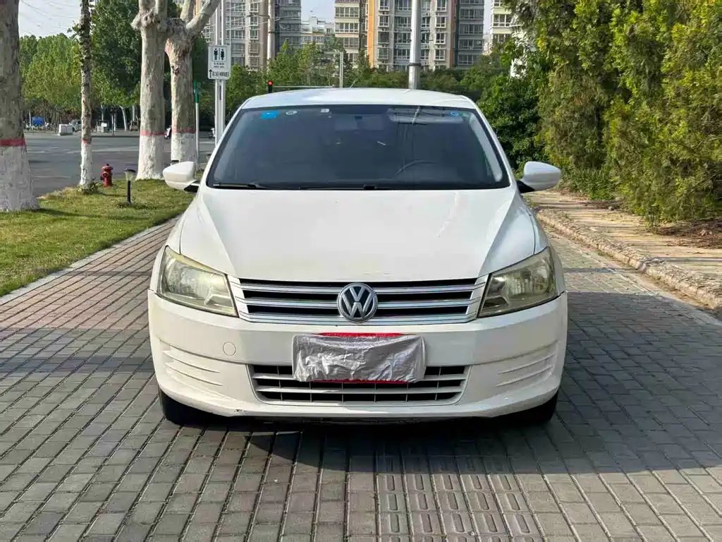 Volkswagen Santana 2015 — фото 1 из 5