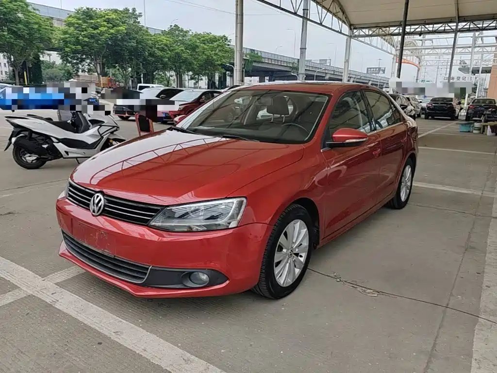 Volkswagen Sagitar 2014 — фото 1 из 5