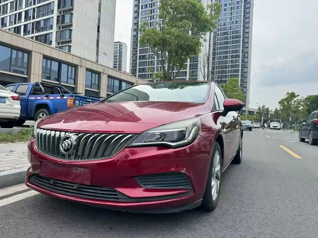 Buick Verano 2016 — фото 1 из 5