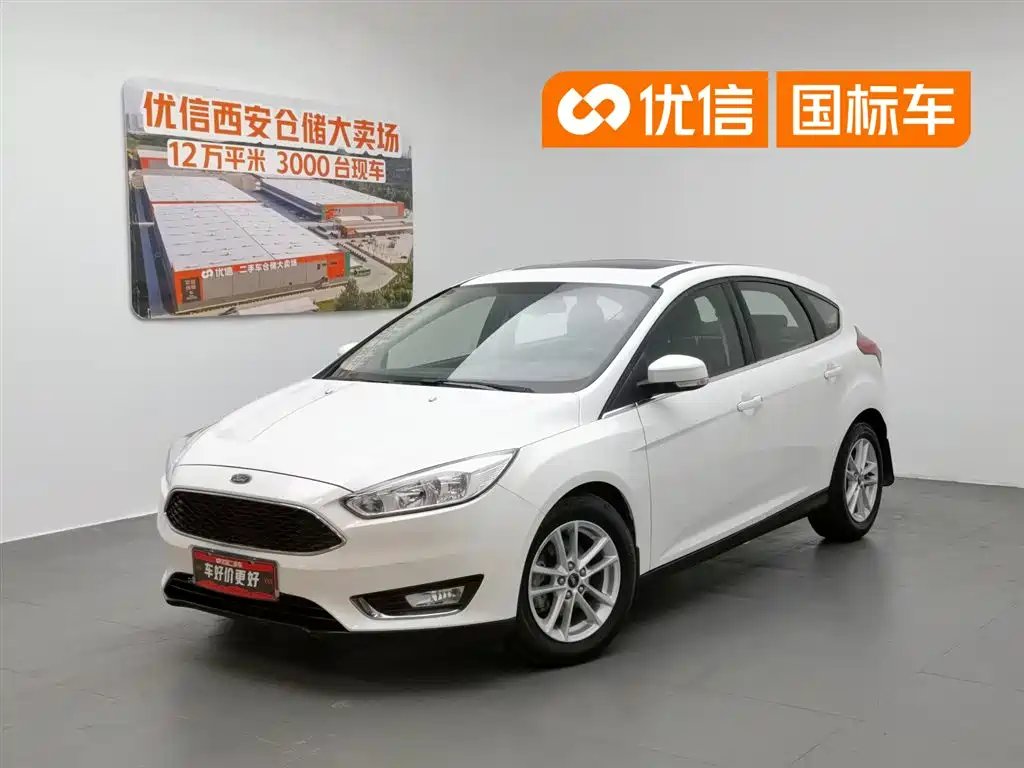 Ford Focus 2015 — фото 1 из 5