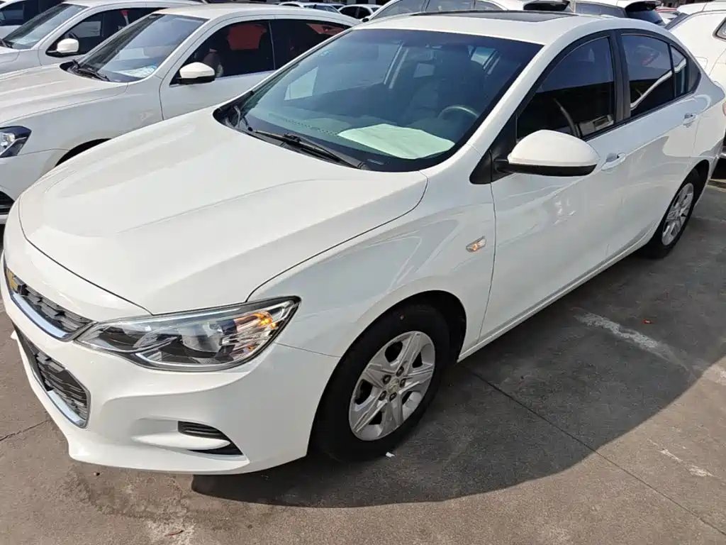 Chevrolet Cavalier 2018 — фото 1 из 5