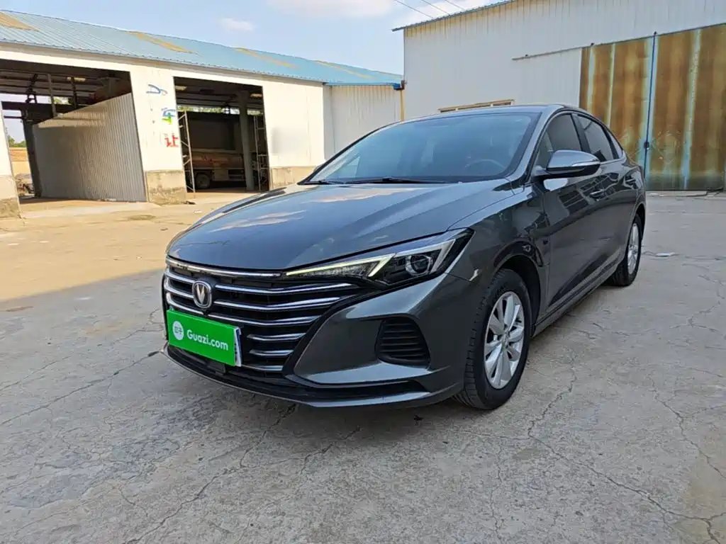 Changan Eado 2023 — фото 1 из 5